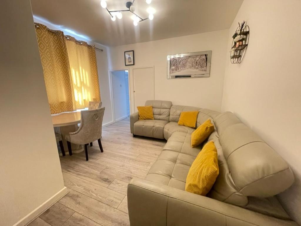 Coast View Professional Let Apartment *